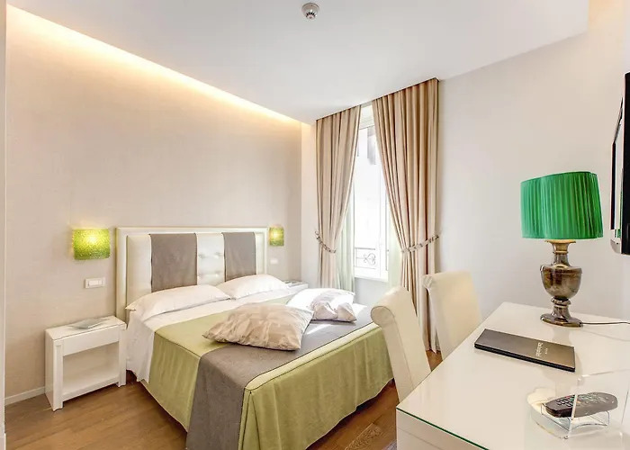 Boutique 4* Rom